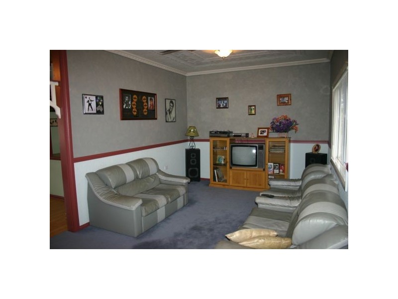 21  Twelfth Street, Warragamba NSW 2752