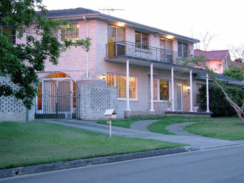 2 Niblick Crescent, Oatlands NSW 2117