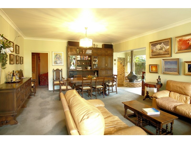 3 The Circle, Oatlands NSW 2117