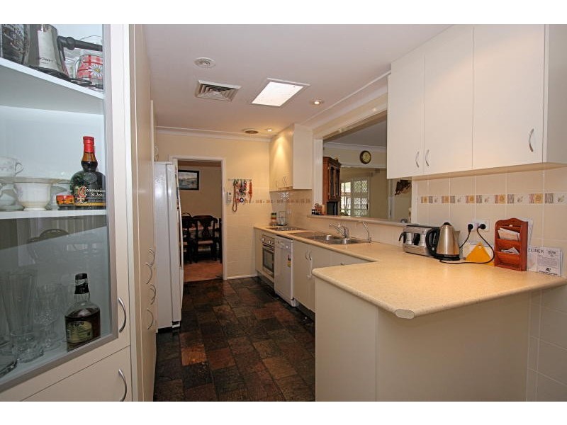 11 Snowdon Avenue, Carlingford NSW 2118
