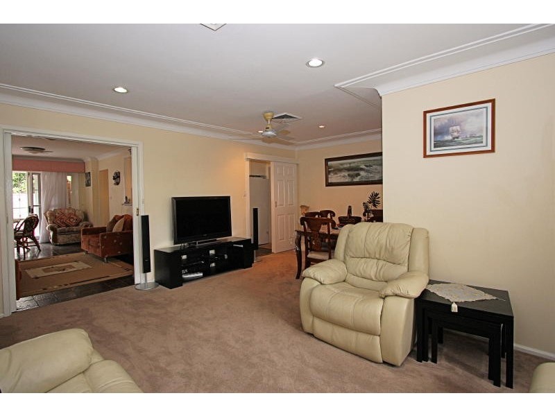 11 Snowdon Avenue, Carlingford NSW 2118