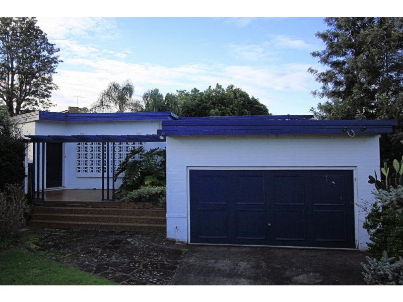 6 Quetin Place, Oatlands NSW 2117