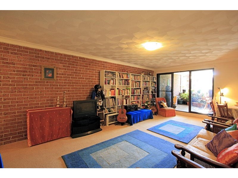 2/18 Jessie Street, Westmead NSW 2145