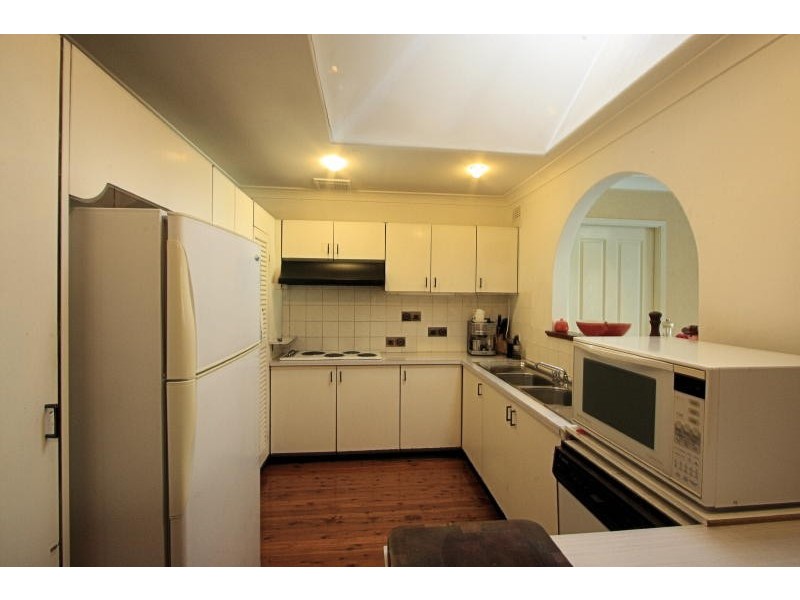 15 Christine Street, Northmead NSW 2152