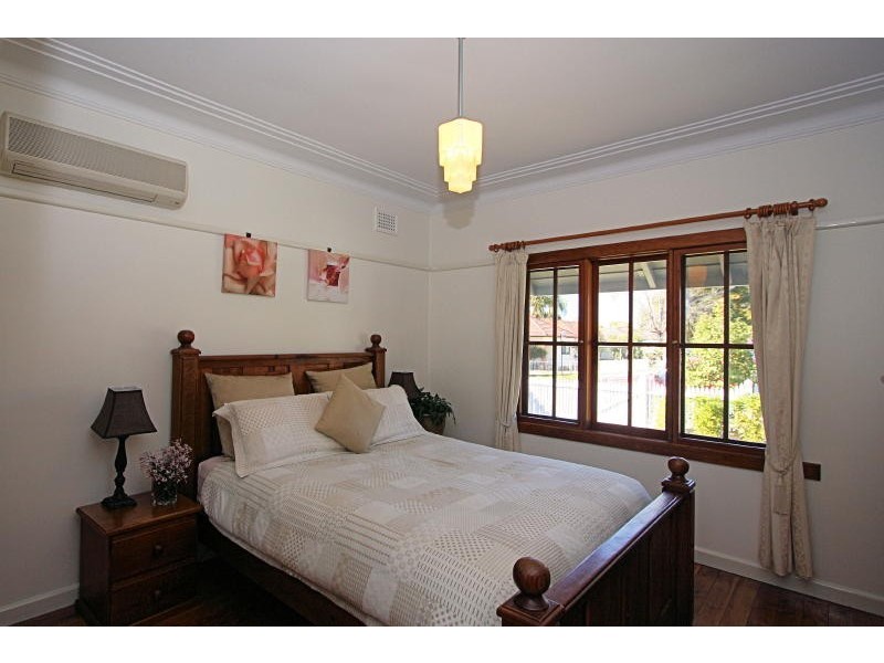 27 Beamish Road, Northmead NSW 2152