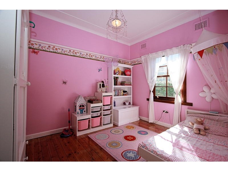 27 Beamish Road, Northmead NSW 2152