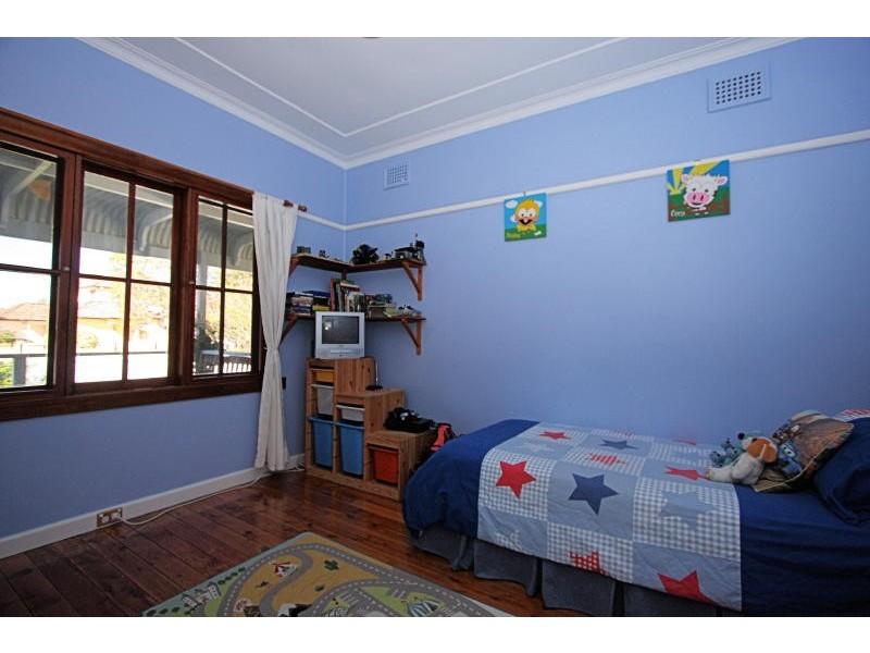 27 Beamish Road, Northmead NSW 2152