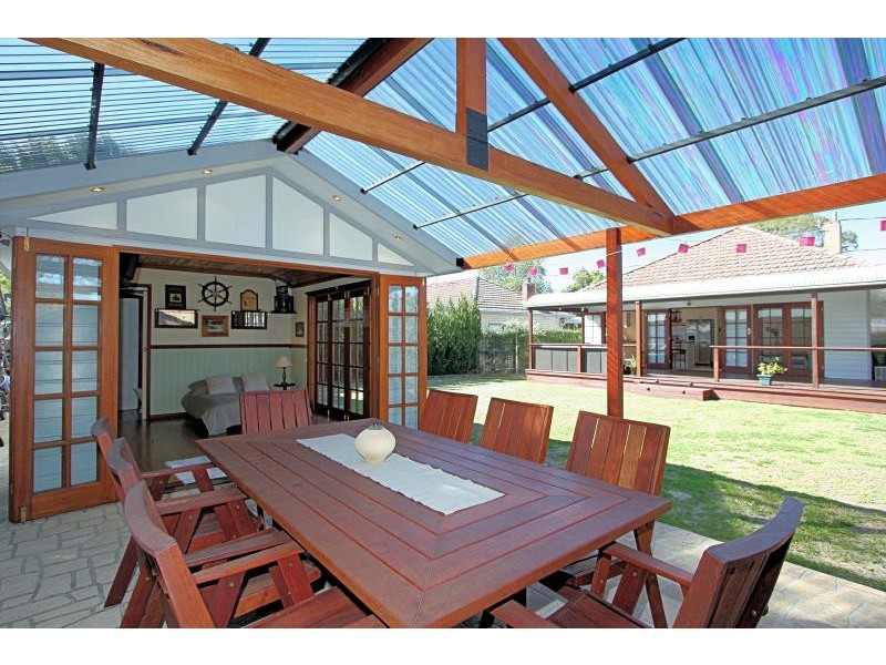 27 Beamish Road, Northmead NSW 2152