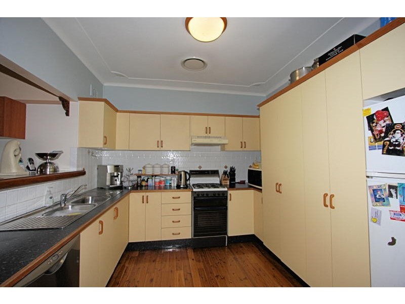 5 Earl Street, Merrylands NSW 2160