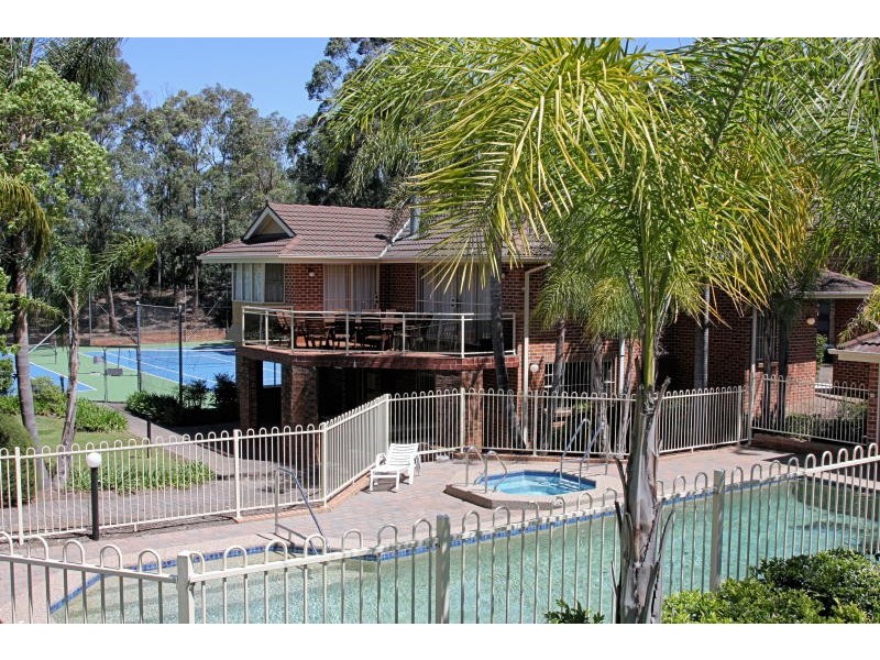 70/40 Strathalbyn Drive, Oatlands NSW 2117