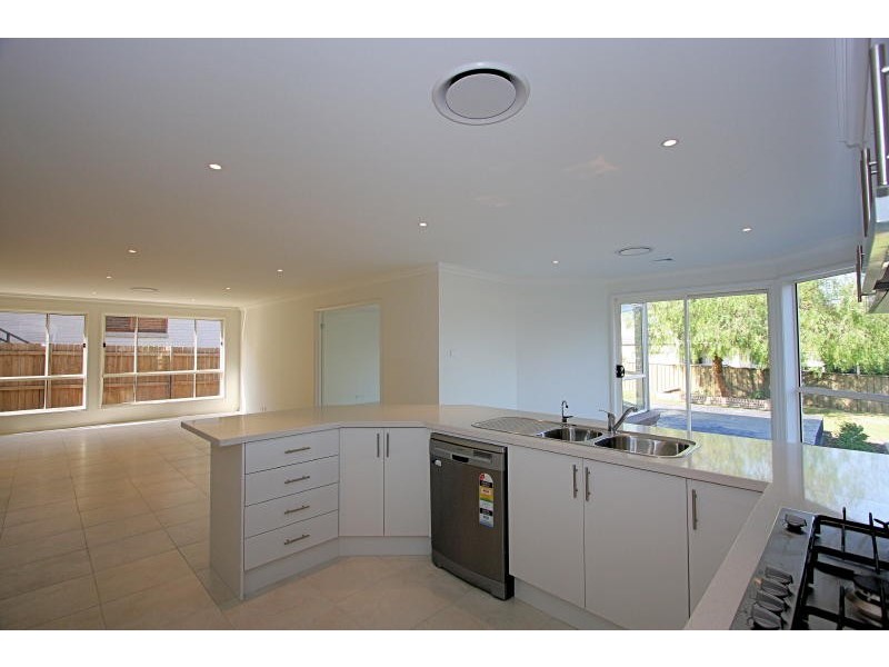 16 Phillip Street, Oatlands NSW 2117