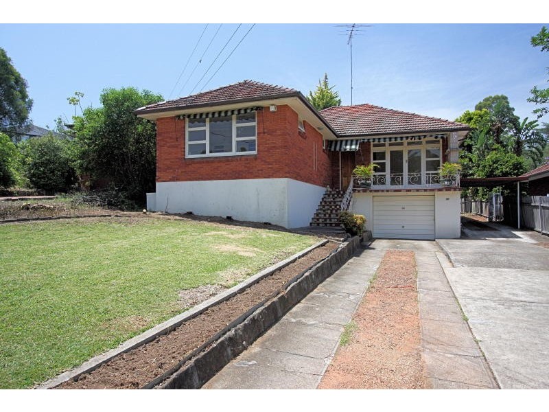 16 Gowan Brae Ave, Oatlands NSW 2117