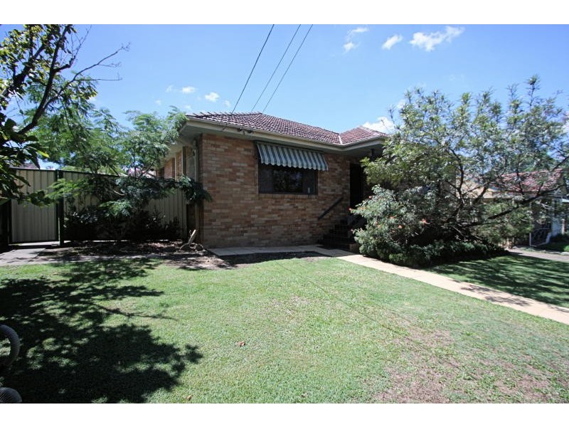 9 Brelogail Street, Northmead NSW 2152