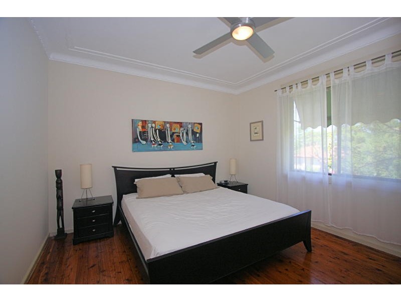 9 Brelogail Street, Northmead NSW 2152