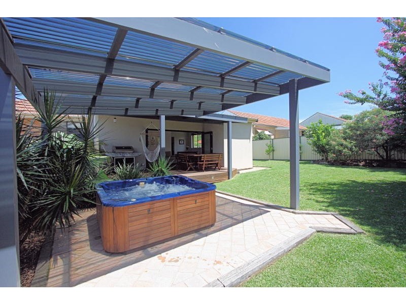 9 Brelogail Street, Northmead NSW 2152