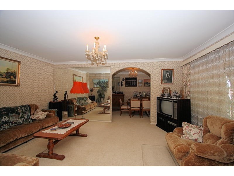 72 Naomi Street South, Winston Hills NSW 2153