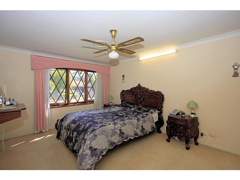 10 Blackwood Place, Oatlands NSW 2117