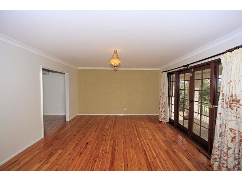 9 Grasmere Ave, Northmead NSW 2152