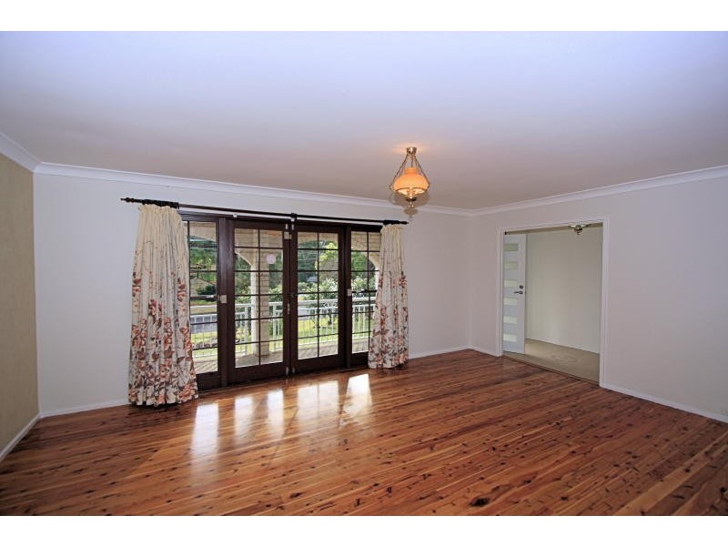 9 Grasmere Ave, Northmead NSW 2152