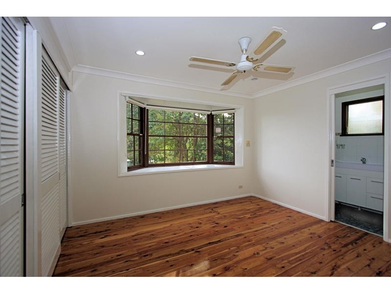 9 Grasmere Ave, Northmead NSW 2152