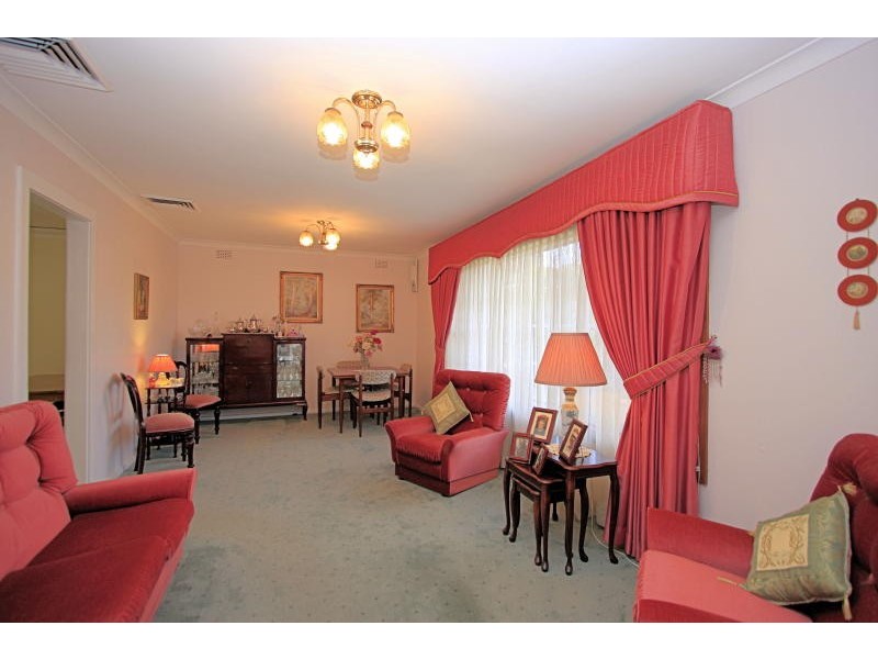 13 Kerrie Road, Oatlands NSW 2117