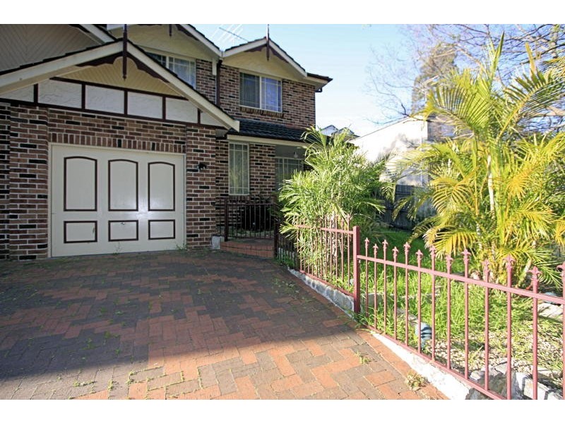 11b Larnook Close, Oatlands NSW 2117