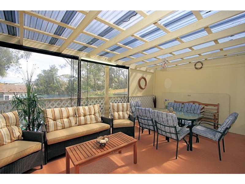 8 Brelogail Street, Northmead NSW 2152