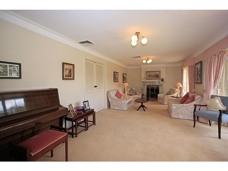 11 Adrian Court, Carlingford NSW 2118
