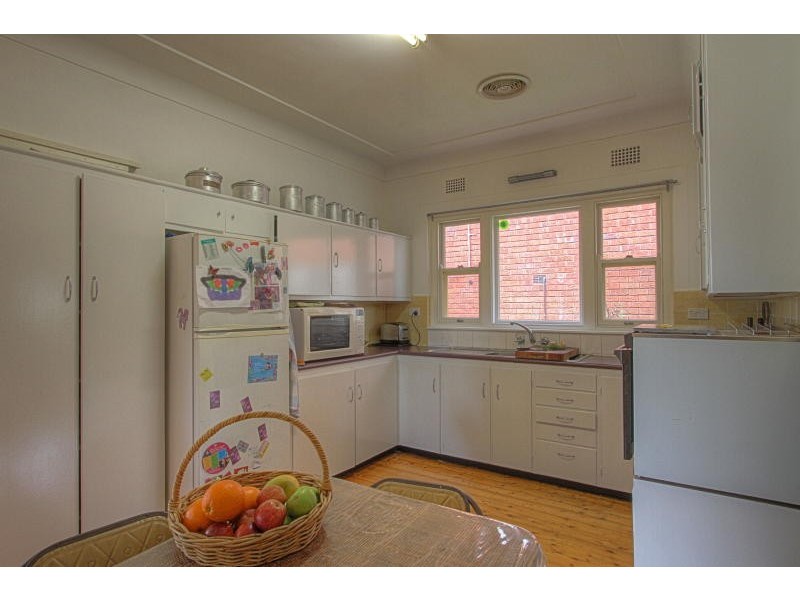 1 Gloucester Ave, North Parramatta NSW 2151