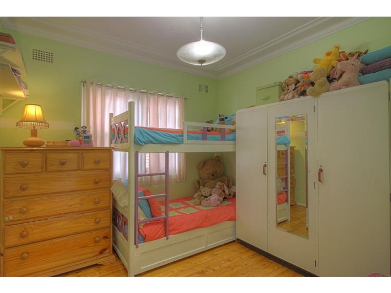 1 Gloucester Ave, North Parramatta NSW 2151