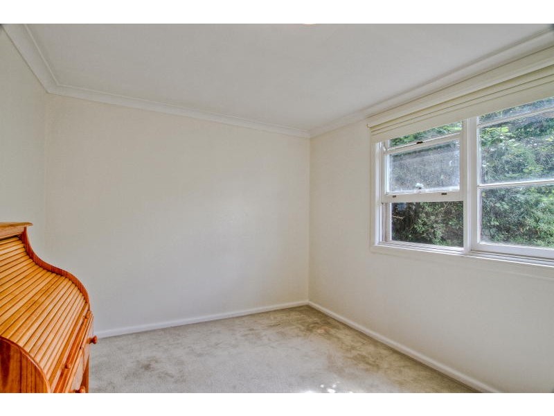 12 Whitehaven Road, Northmead NSW 2152