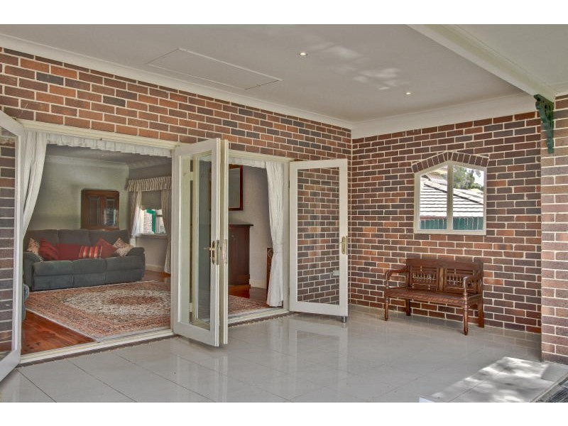 45 Gollan Ave, Oatlands NSW 2117