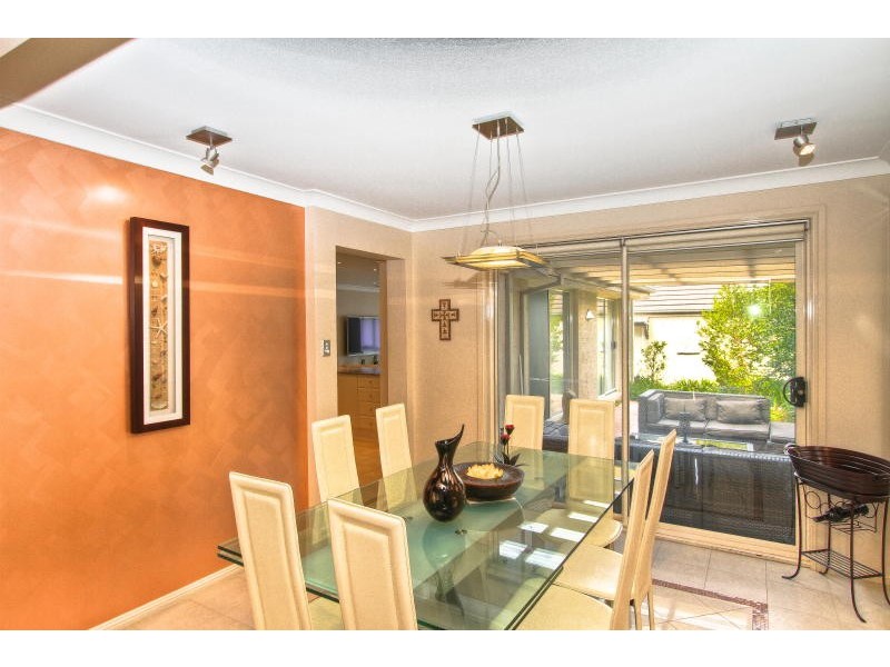 3 Hunterford Cres, Oatlands NSW 2117