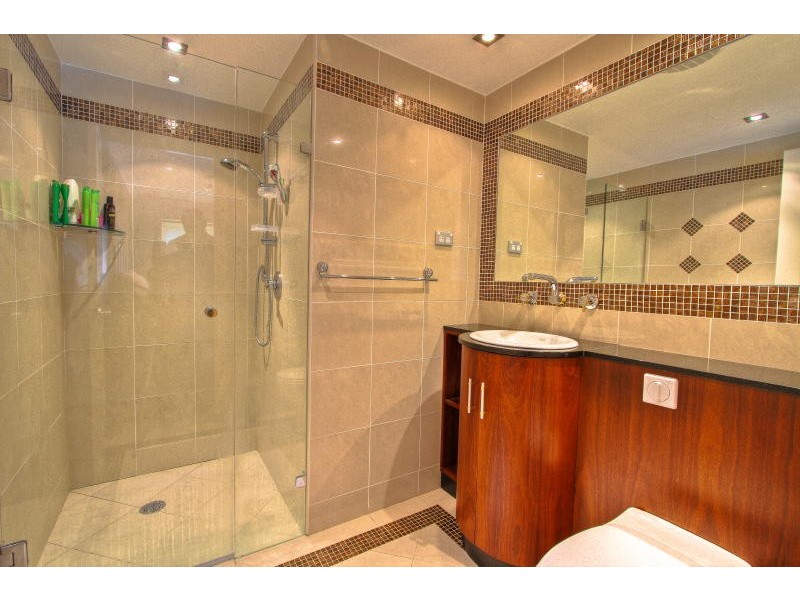 3 Hunterford Cres, Oatlands NSW 2117