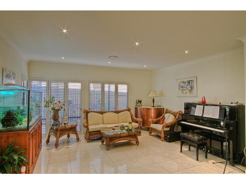 24 Kerrie Road, Oatlands NSW 2117