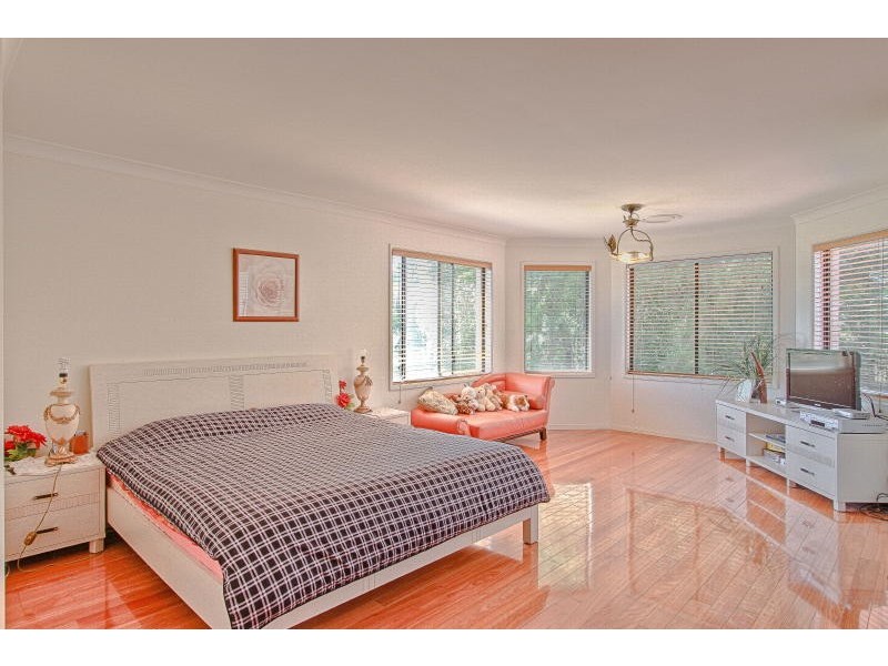 24 Kerrie Road, Oatlands NSW 2117