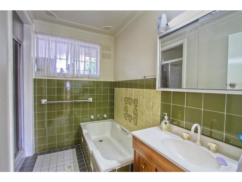 2 Meckiff Avenue, North Rocks NSW 2151