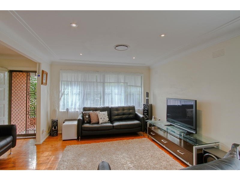 2 Meckiff Avenue, North Rocks NSW 2151