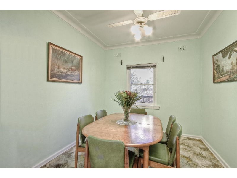 8 Charles Street, Oatlands NSW 2117