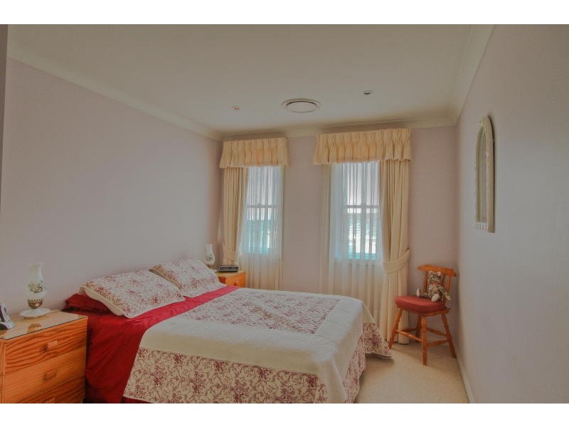 20 Lachlan Drive, Winston Hills NSW 2153