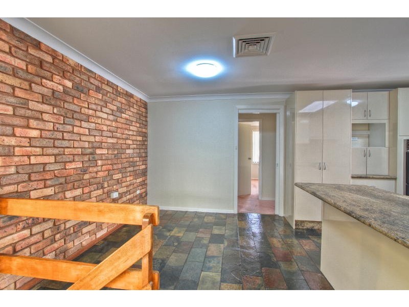 16 Woodbury Street, North Rocks NSW 2151