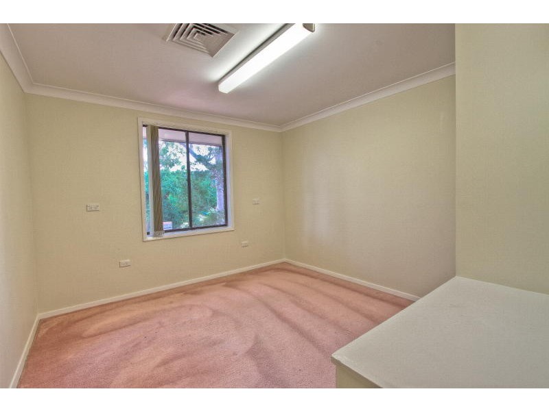 16 Woodbury Street, North Rocks NSW 2151