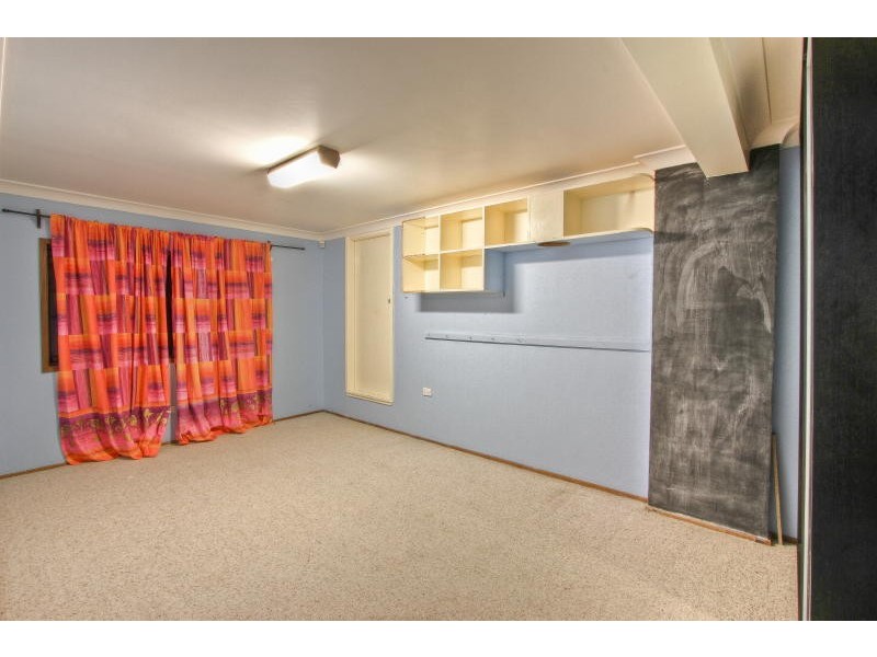 16 Woodbury Street, North Rocks NSW 2151