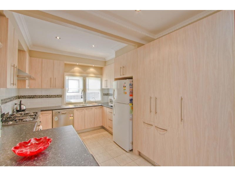 37 Hammers Road, Northmead NSW 2152