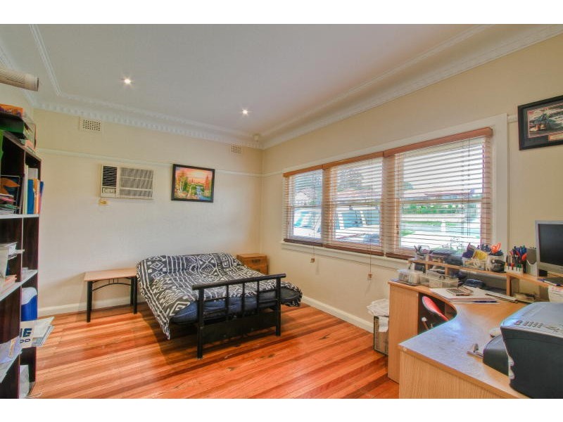 37 Hammers Road, Northmead NSW 2152
