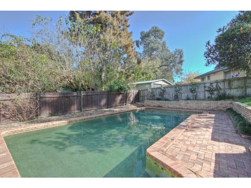 9 Belmore Street East, Oatlands NSW 2117