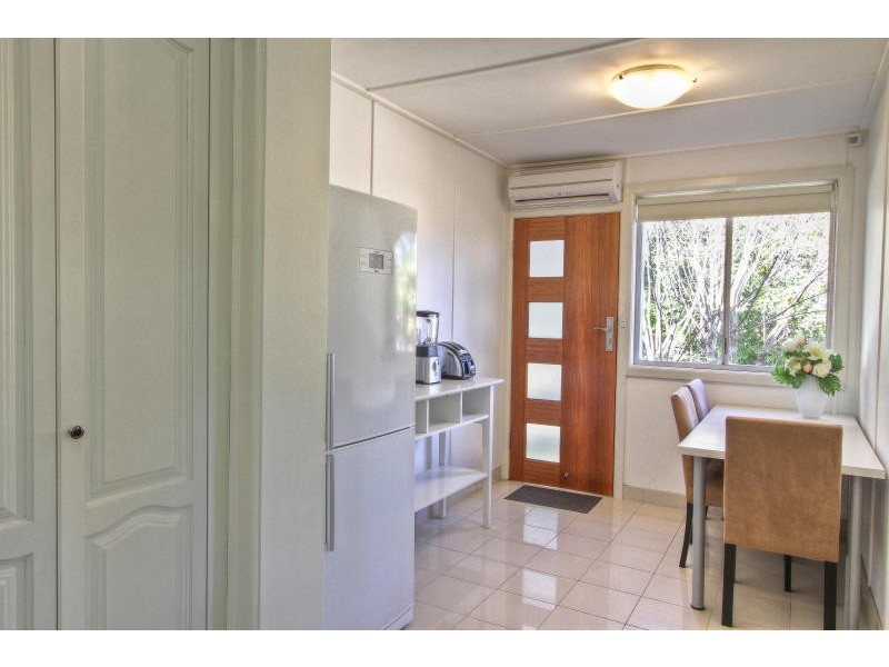 6 Greens Ave, Oatlands NSW 2117