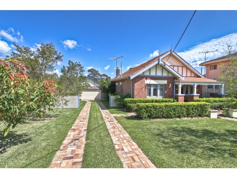 10 Wyena Road, Pendle Hill NSW 2145