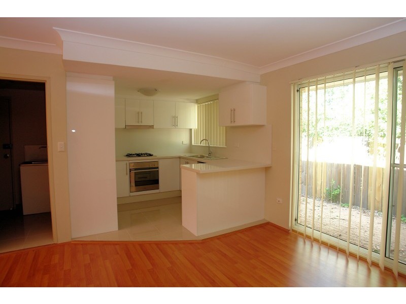 1/94  Park Road, Dundas NSW 2117