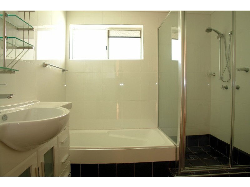 1/94  Park Road, Dundas NSW 2117